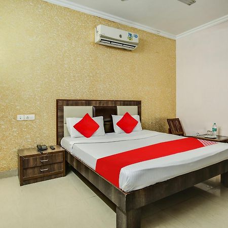 Hotel O Royal Mohali Kültér fotó