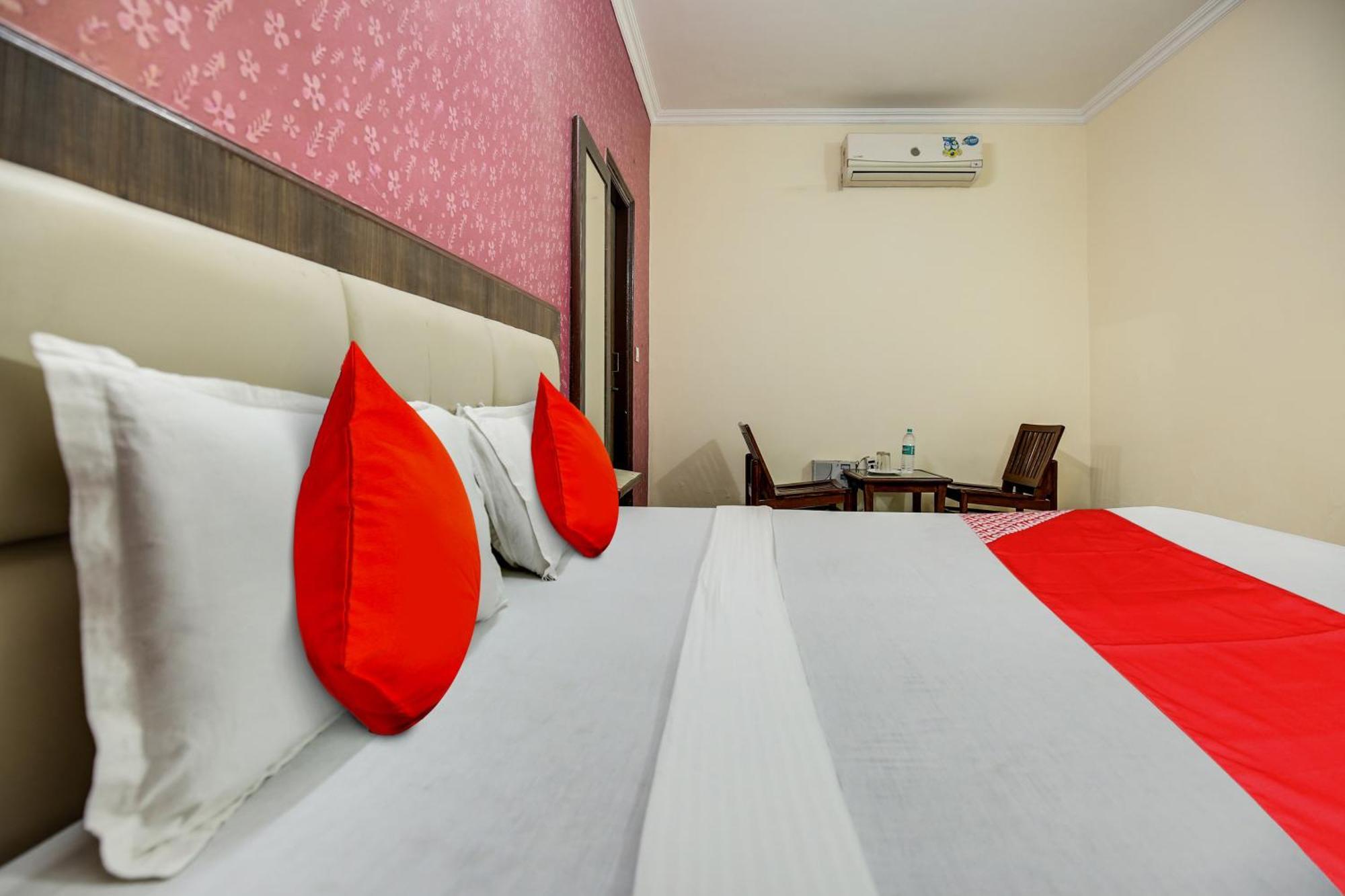 Hotel O Royal Mohali Kültér fotó